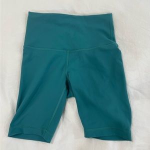Lululemon Wunder Train 8” Shorts